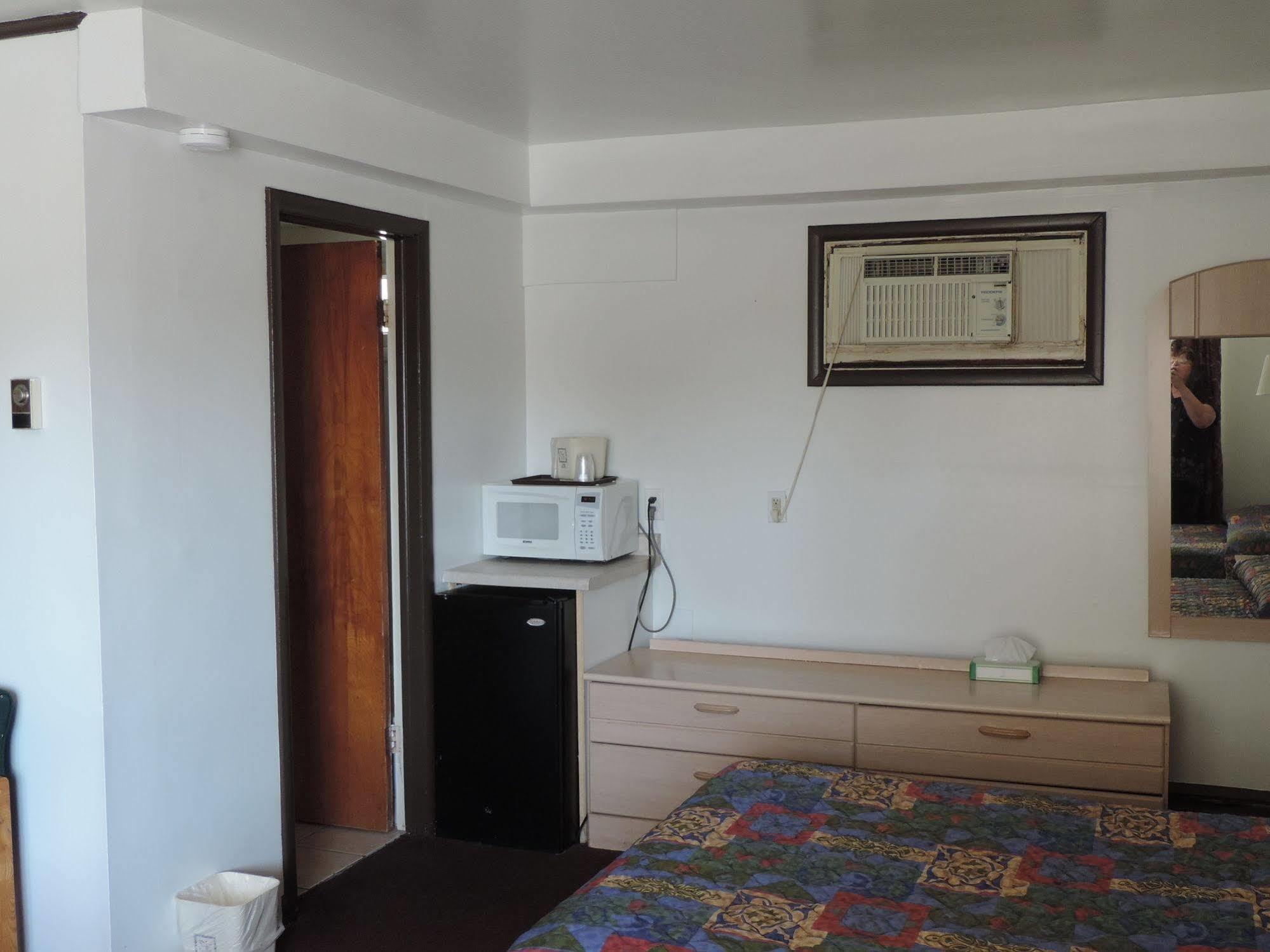 North Country American Inn Kalkaska Ngoại thất bức ảnh