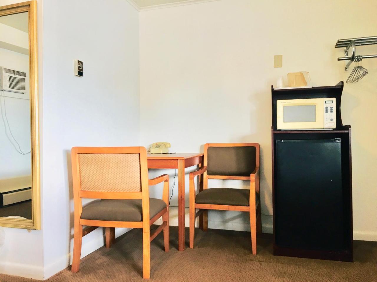 North Country American Inn Kalkaska Ngoại thất bức ảnh