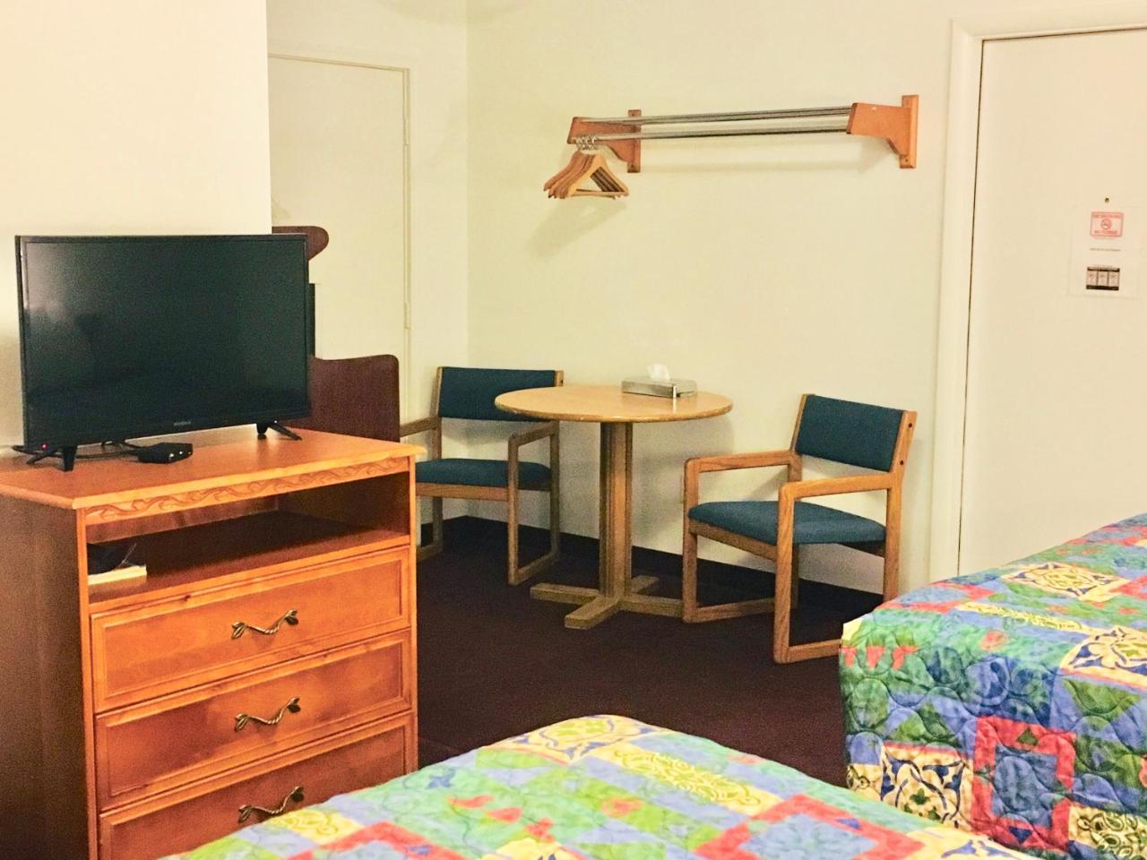 North Country American Inn Kalkaska Ngoại thất bức ảnh