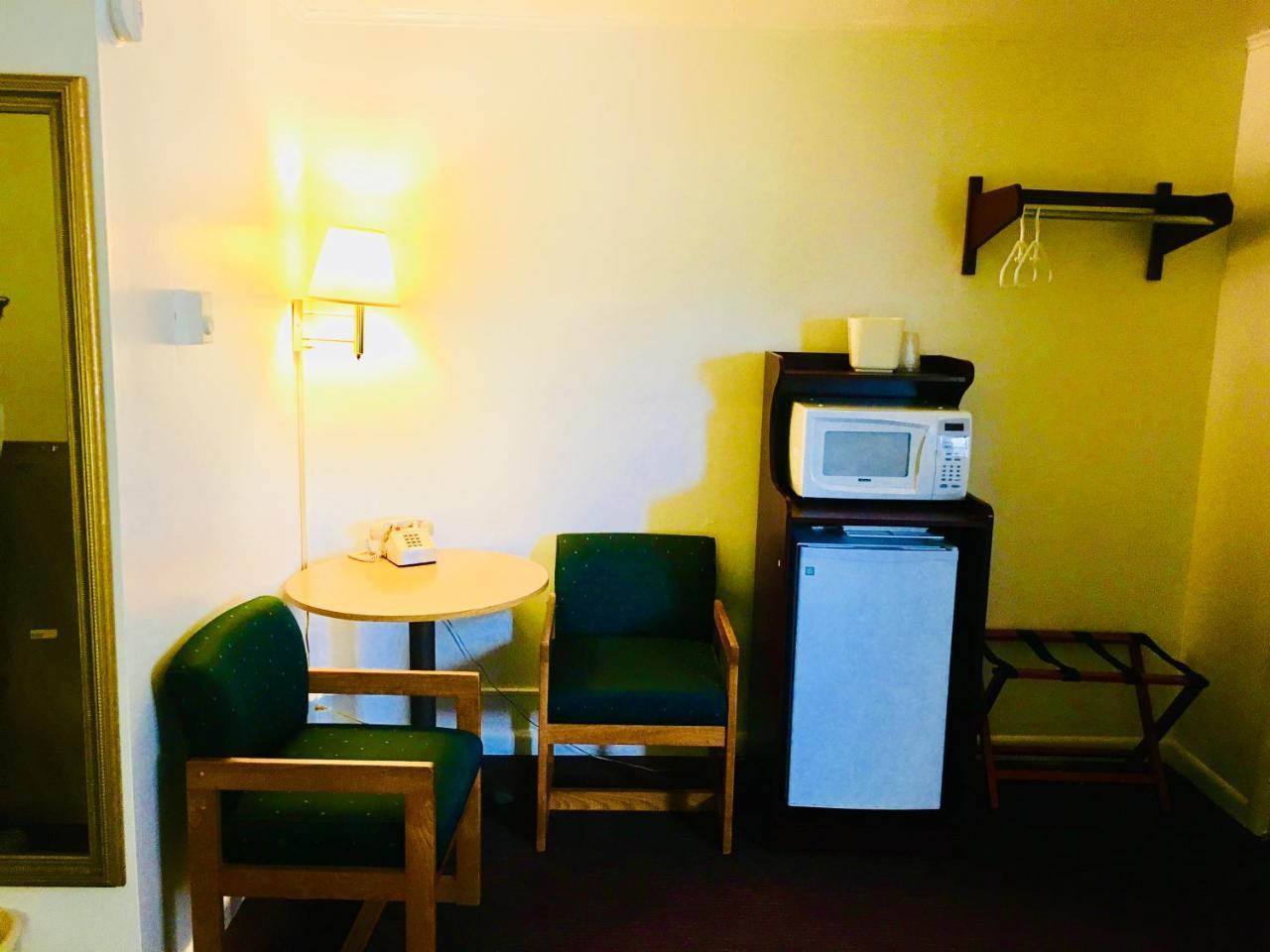 North Country American Inn Kalkaska Ngoại thất bức ảnh