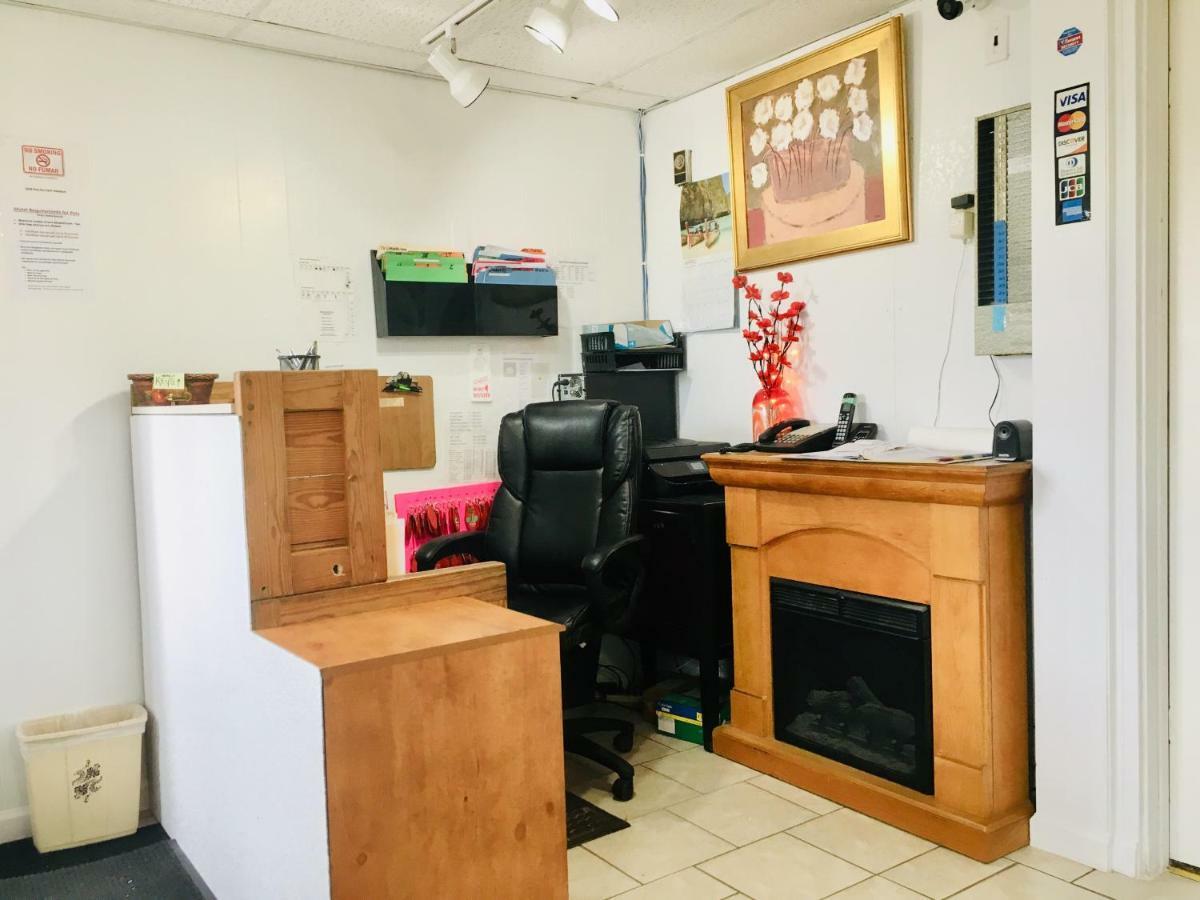 North Country American Inn Kalkaska Ngoại thất bức ảnh